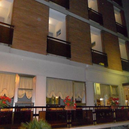 Hotel Galileo Rimini Eksteriør bilde