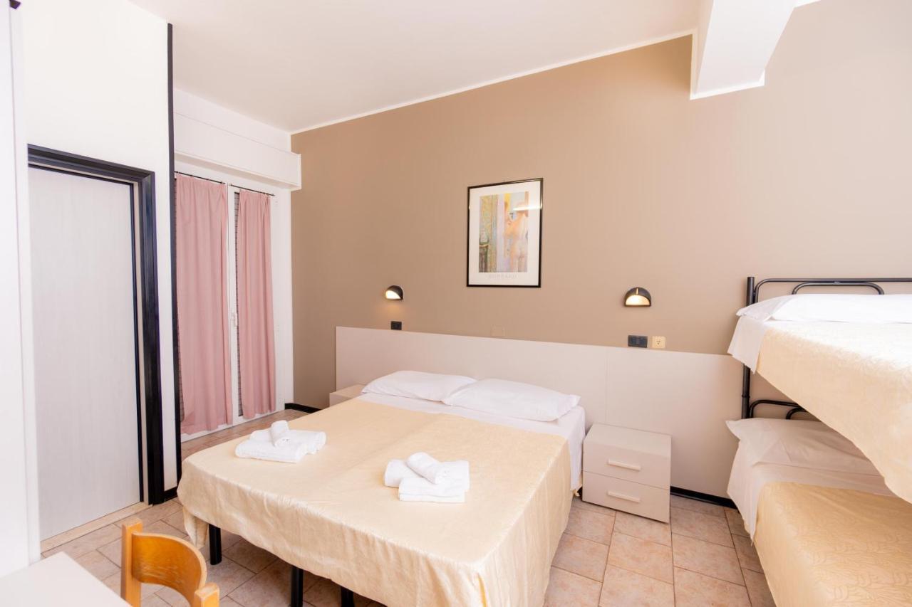 Hotel Galileo Rimini Eksteriør bilde