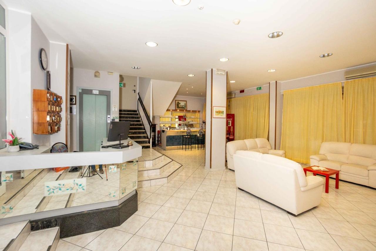 Hotel Galileo Rimini Eksteriør bilde